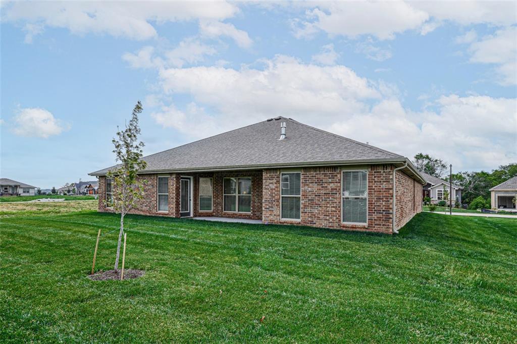 6701 Apache Drive Property Photo 2