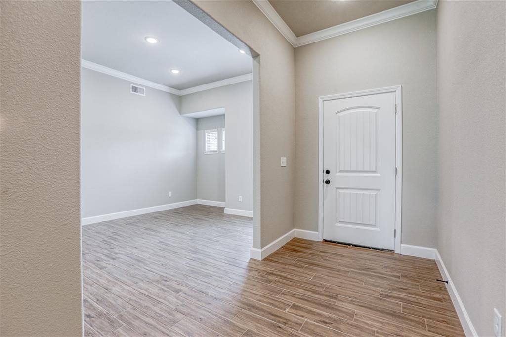 6701 Apache Drive Property Photo 4
