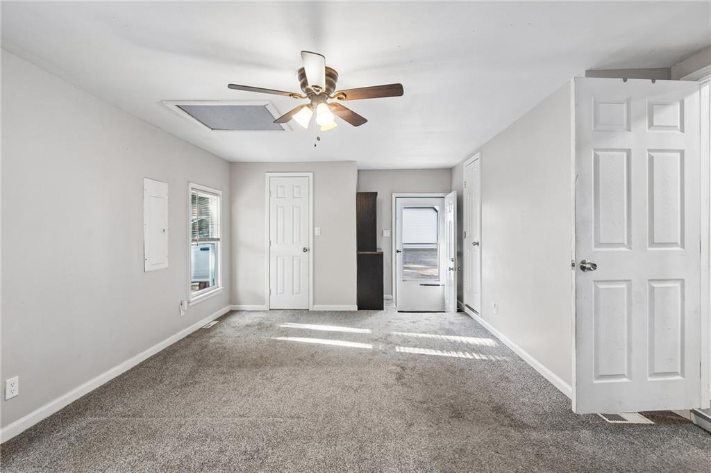 14601 E 39th Street Property Photo 10