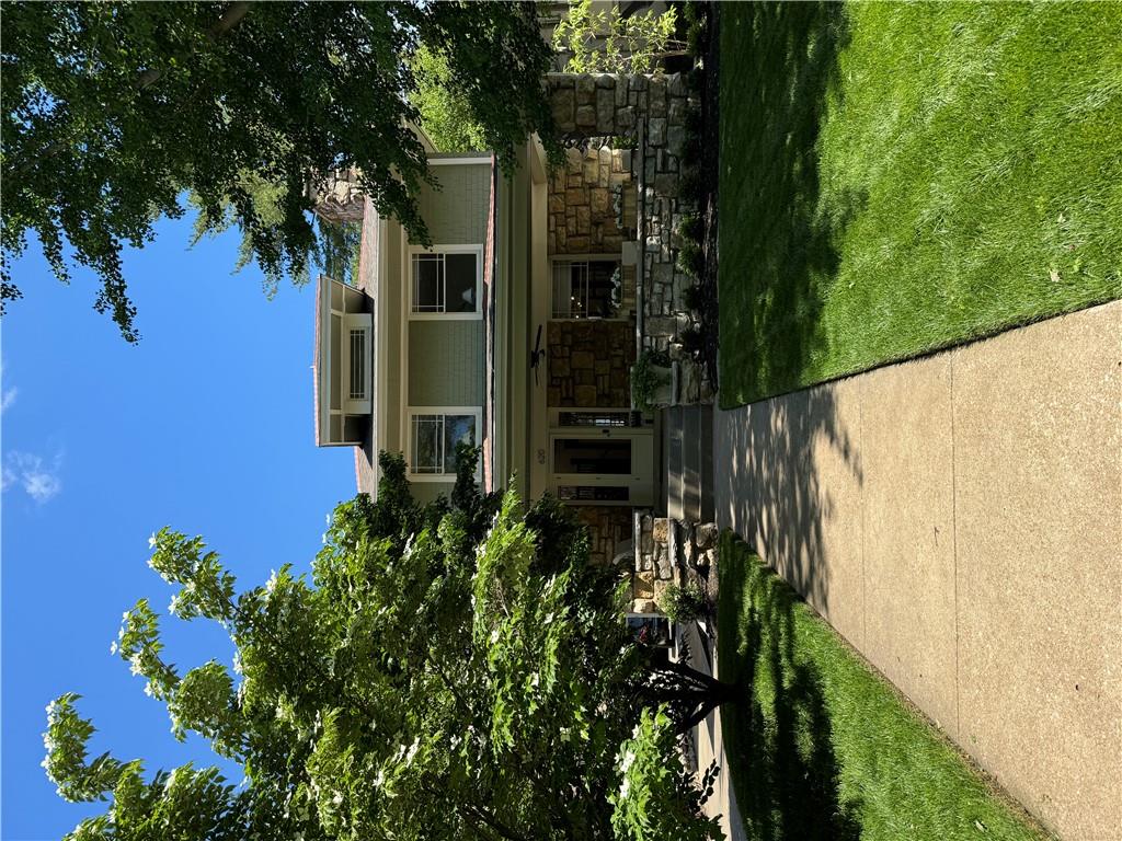 620 W 59th Street Property Photo 1