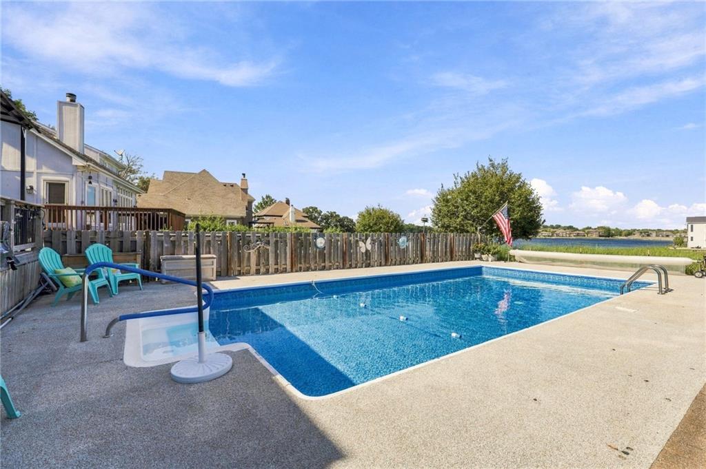 304 Sw Green Teal Street Property Photo 4