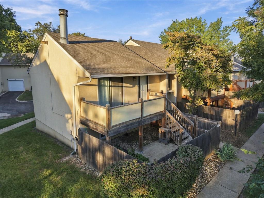 10806 Westgate Road Property Photo 1