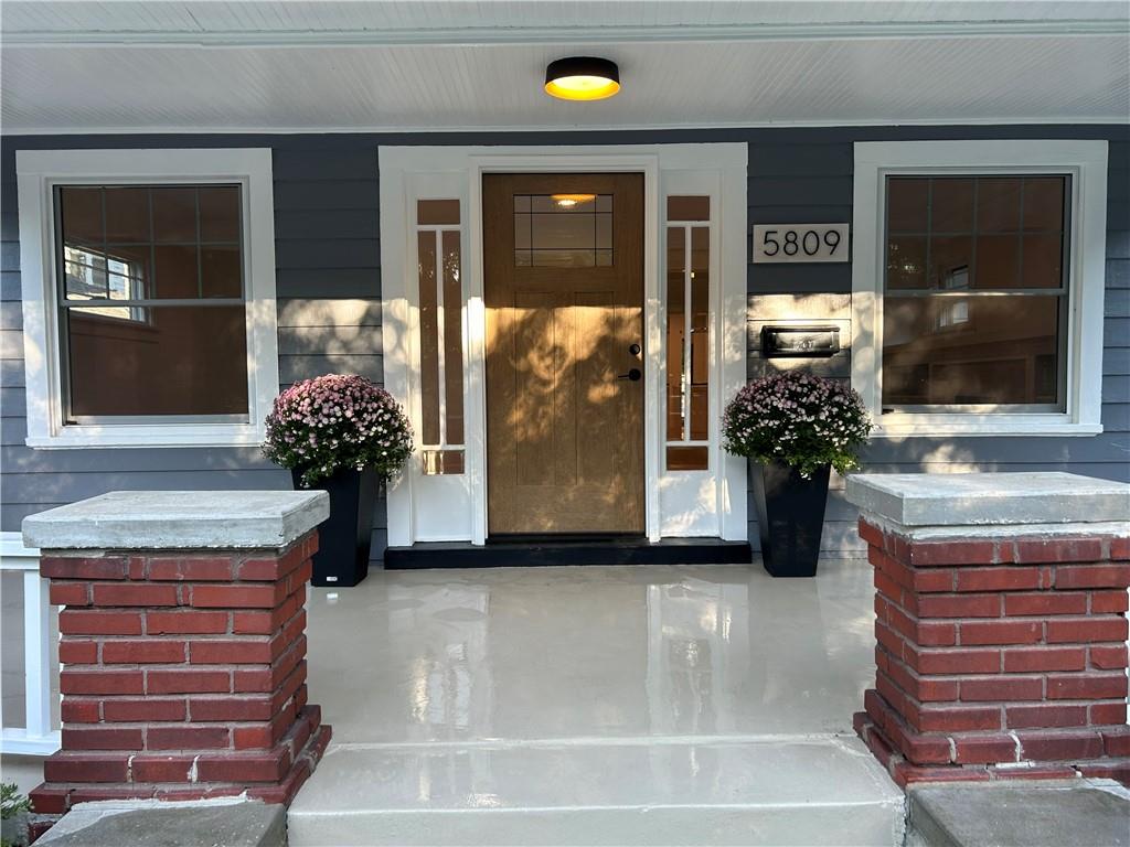 5809 Kenwood Avenue Property Photo