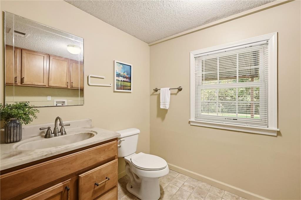 2505 N 57th Drive Property Photo 35