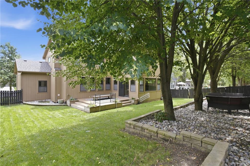 11813 W 138th Street Property Photo 3