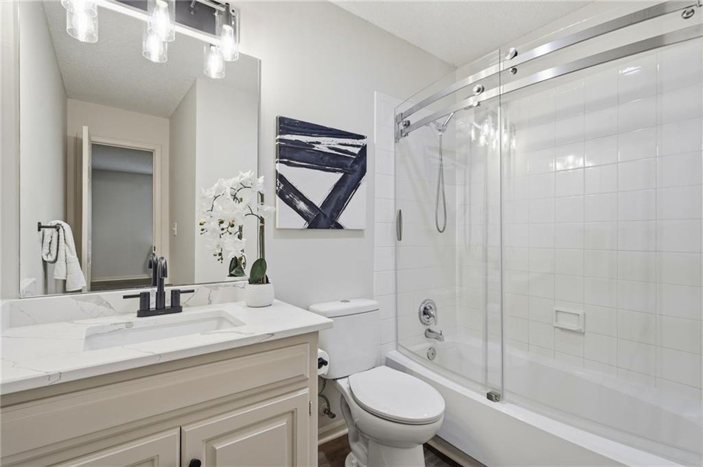 11813 W 138th Street Property Photo 28