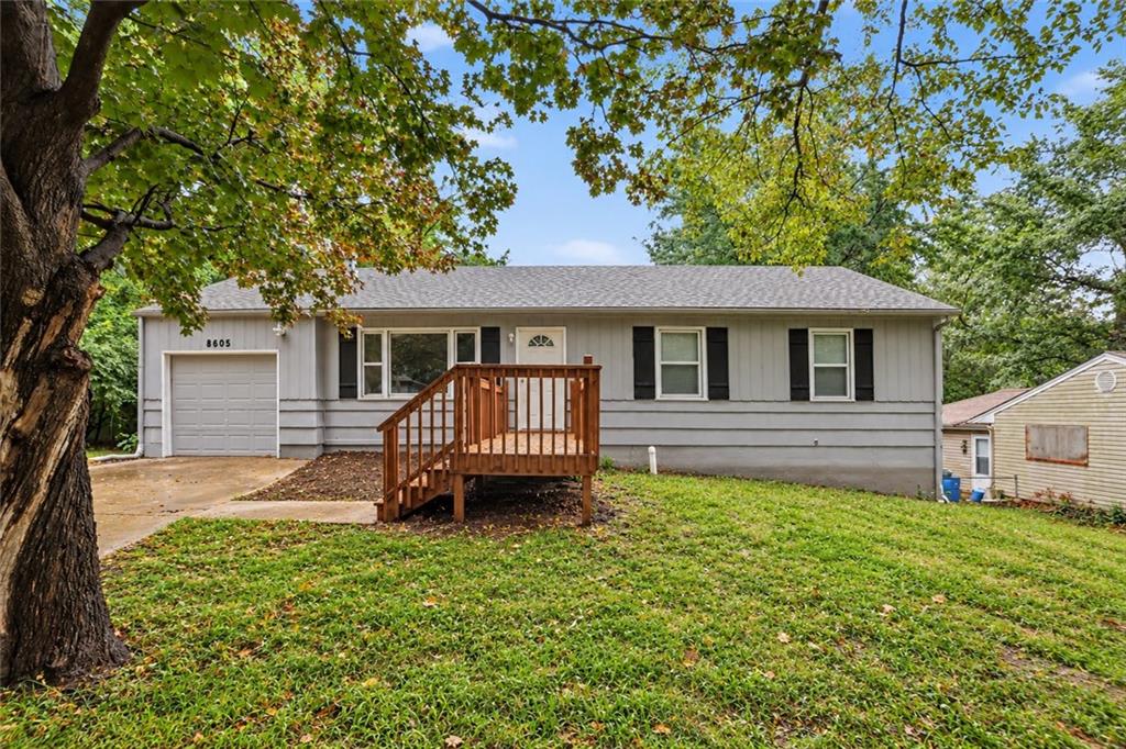 8605 Spring Valley Road Property Photo 1