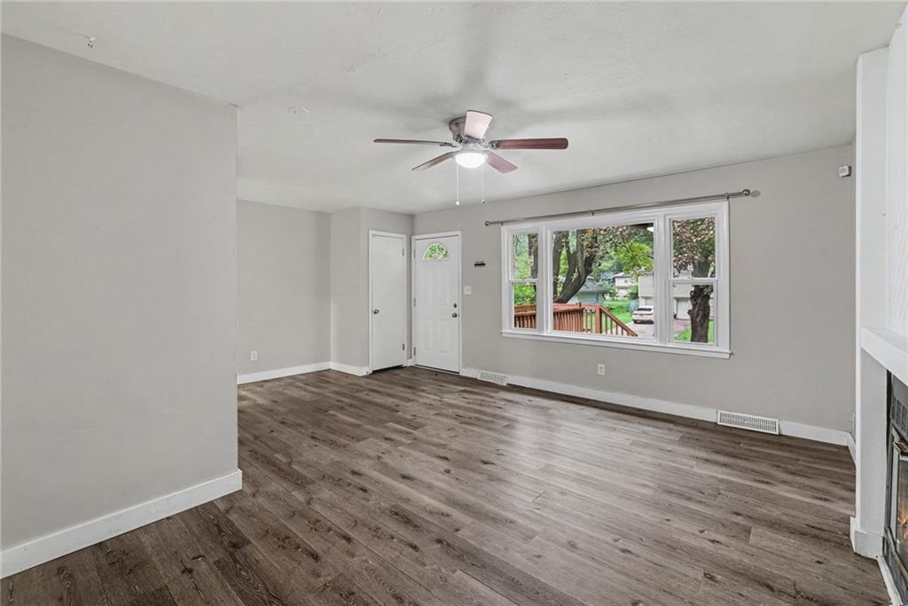 8605 Spring Valley Road Property Photo 3