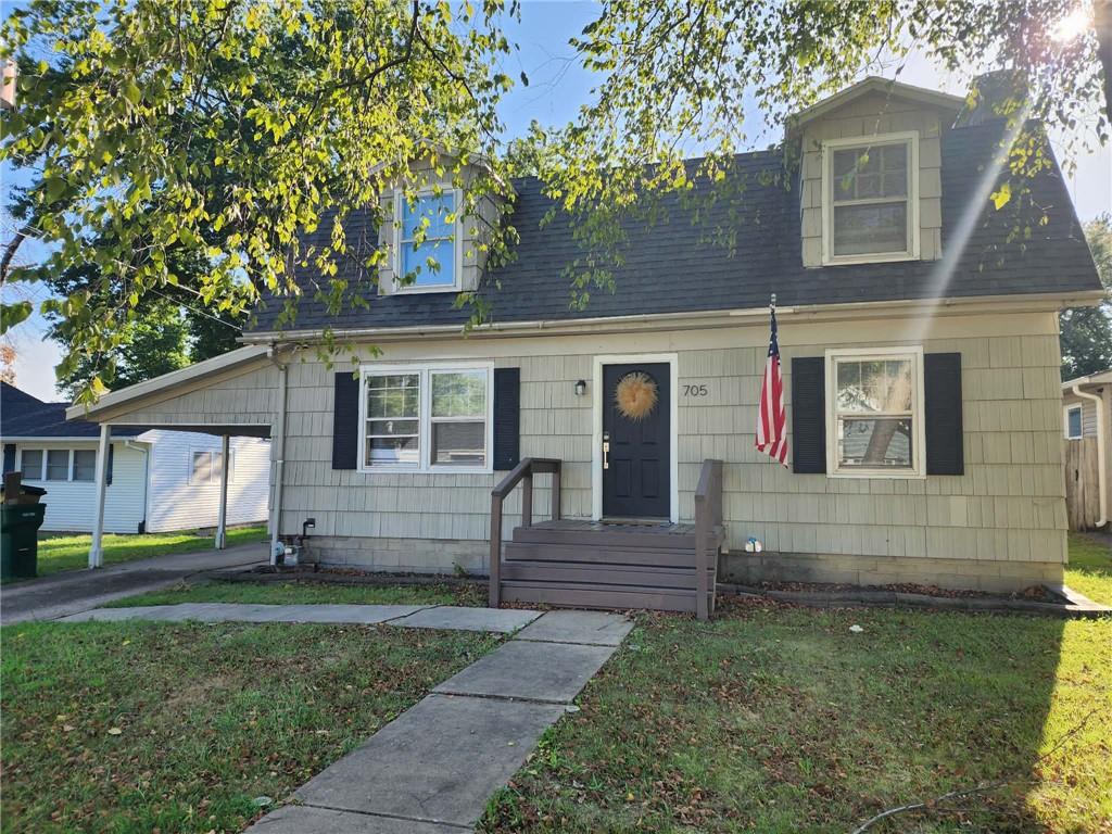 705 S Woodland Street Property Photo 1