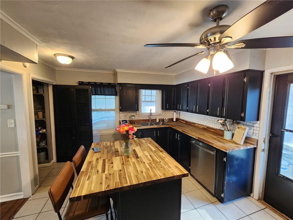 705 S Woodland Street Property Photo 4