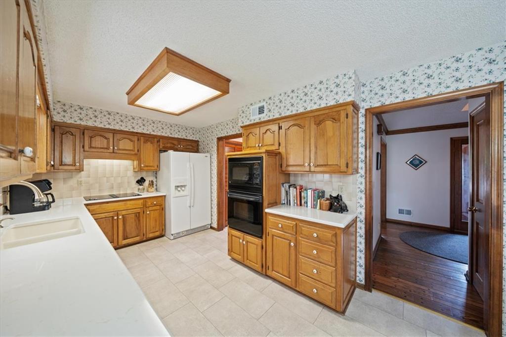 11754 Gillette Street Property Photo 13