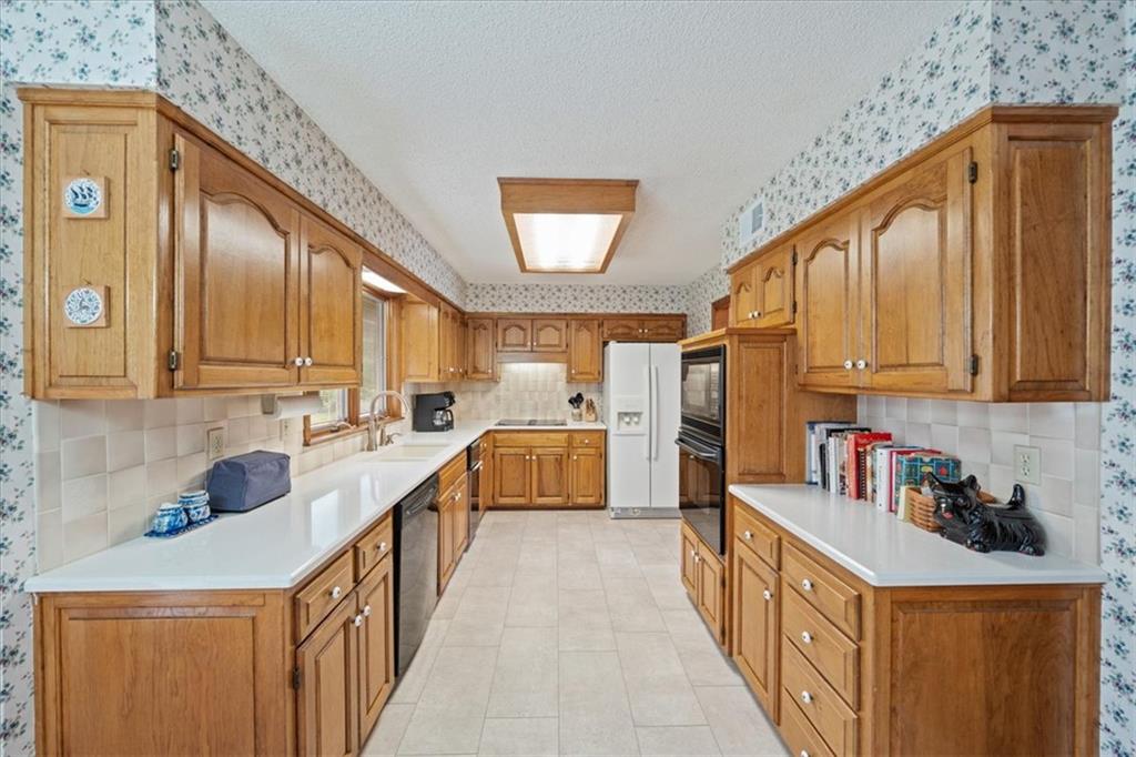 11754 Gillette Street Property Photo 14