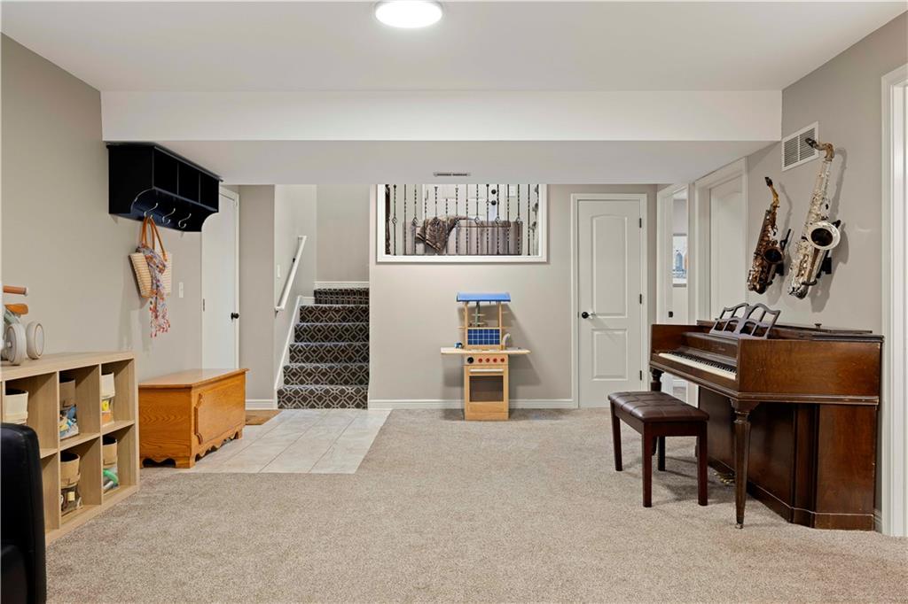 608 Se Pendleton Drive Property Photo 31