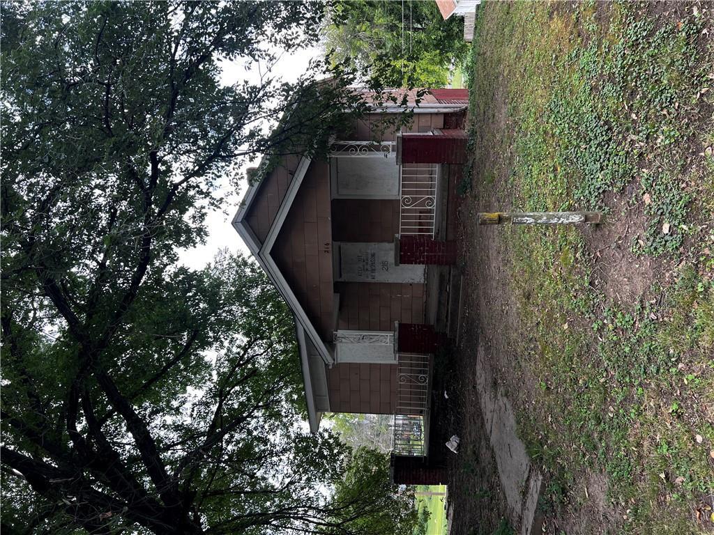 212 S 15th Street Property Photo 1
