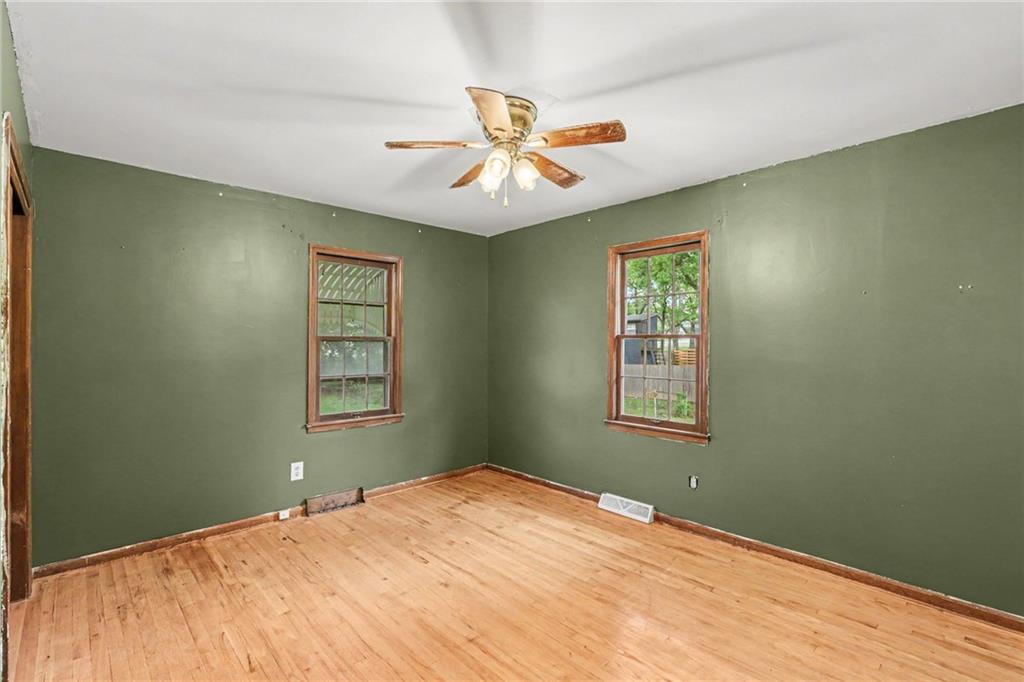 16408 E 40th Street Property Photo 12
