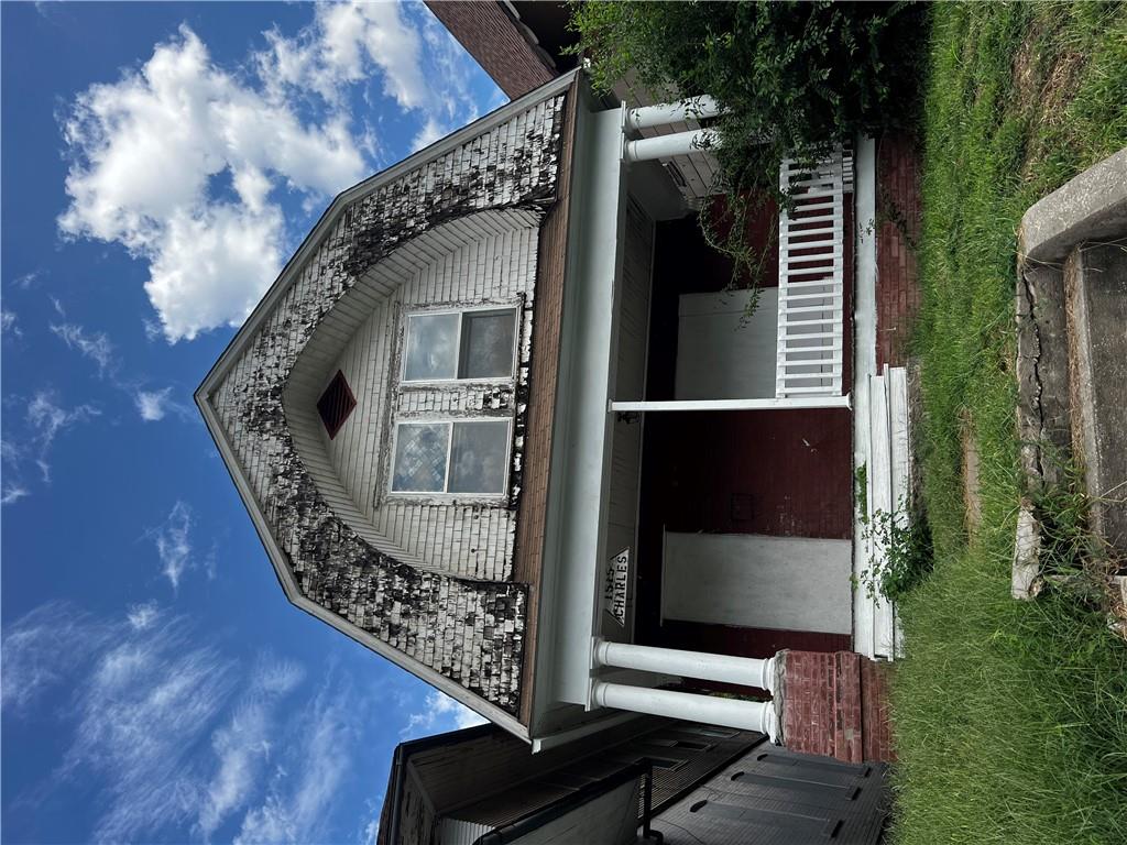 1513 Charles Street Property Photo 1