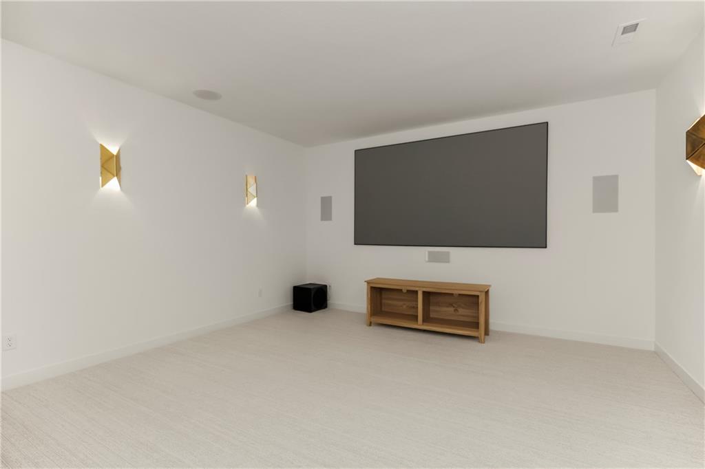 1816 Ne Lashbrook Circle Property Photo 33