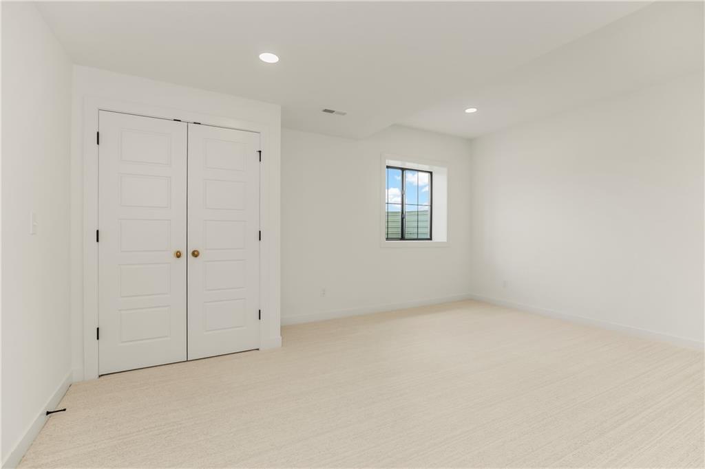 1816 Ne Lashbrook Circle Property Photo 36