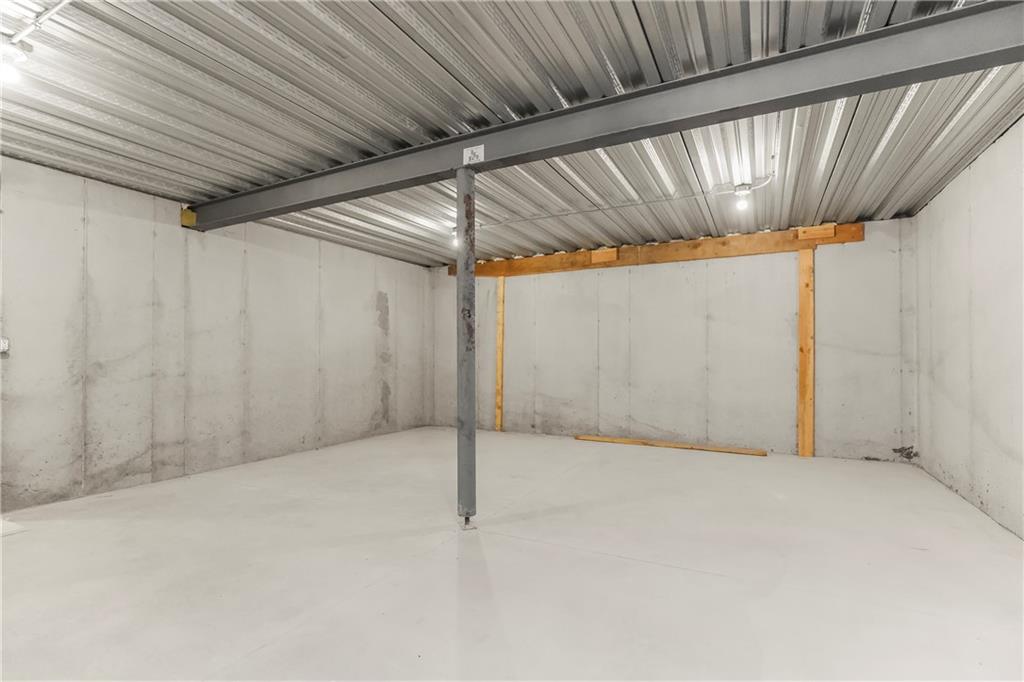 1816 Ne Lashbrook Circle Property Photo 37