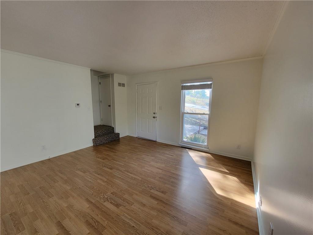 1922 W 36th Avenue Property Photo 13