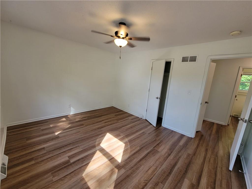 1922 W 36th Avenue Property Photo 18