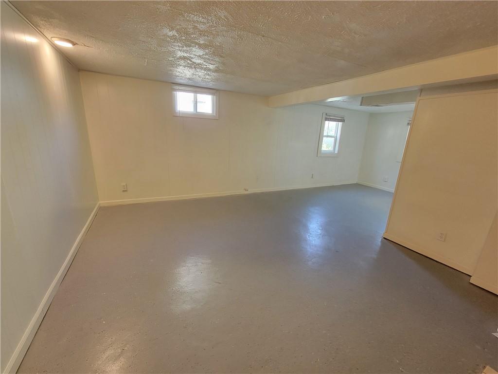 1922 W 36th Avenue Property Photo 27
