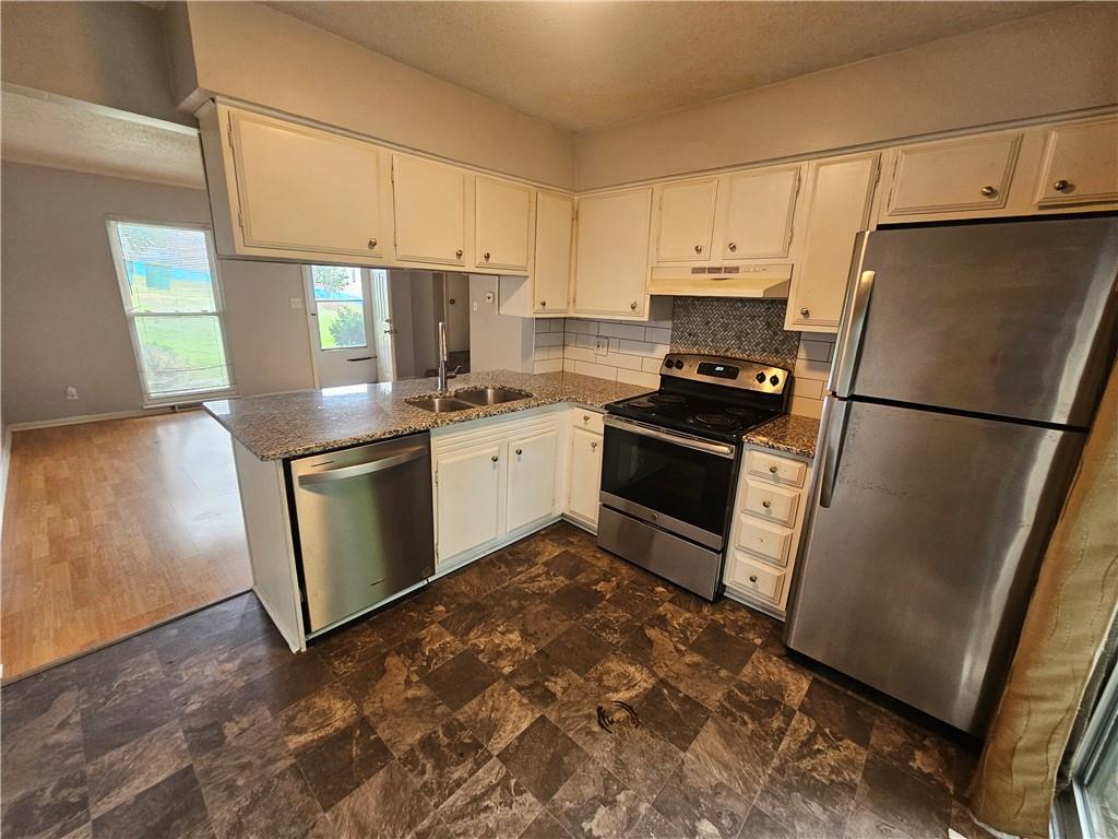 1922 W 36th Avenue Property Photo 33