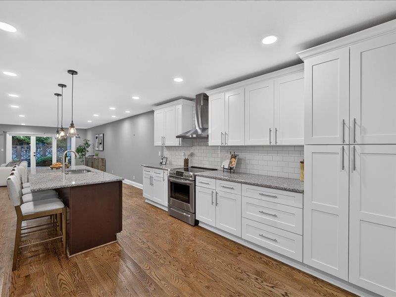 6327 Kennett Place Property Photo 8