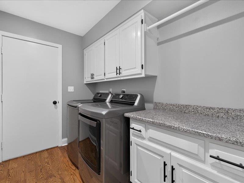 6327 Kennett Place Property Photo 15