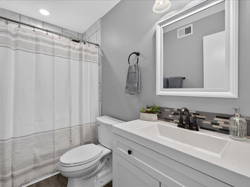 6327 Kennett Place Property Photo 32
