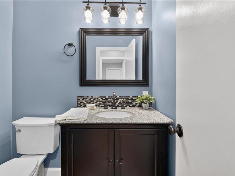 6327 Kennett Place Property Photo 35