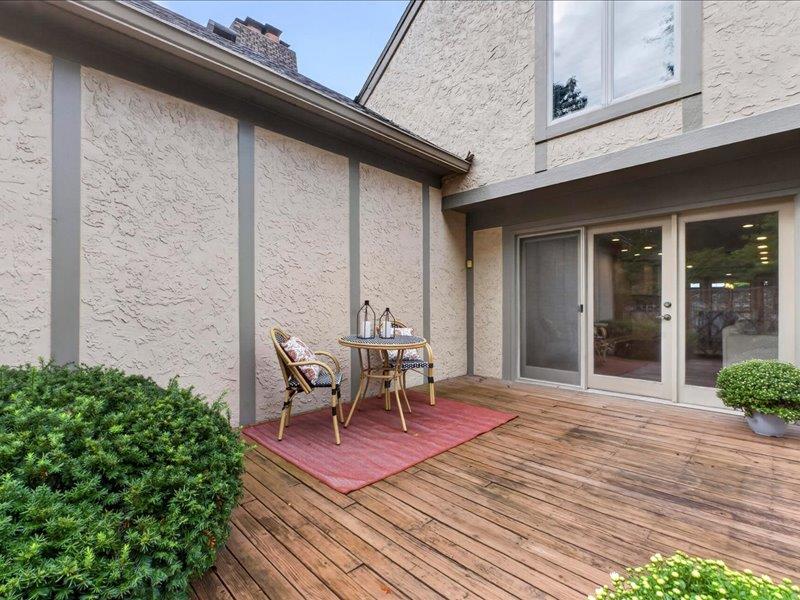 6327 Kennett Place Property Photo 38