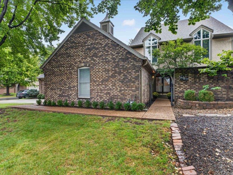 6327 Kennett Place Property Photo 44