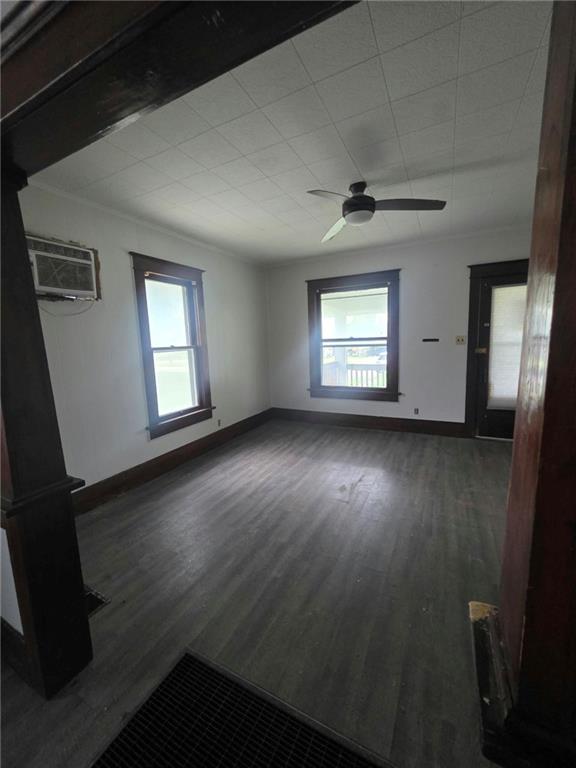 209 W 7th Avenue Property Photo 10