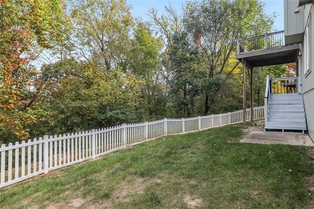 7228 N Spruce Avenue Property Photo 9