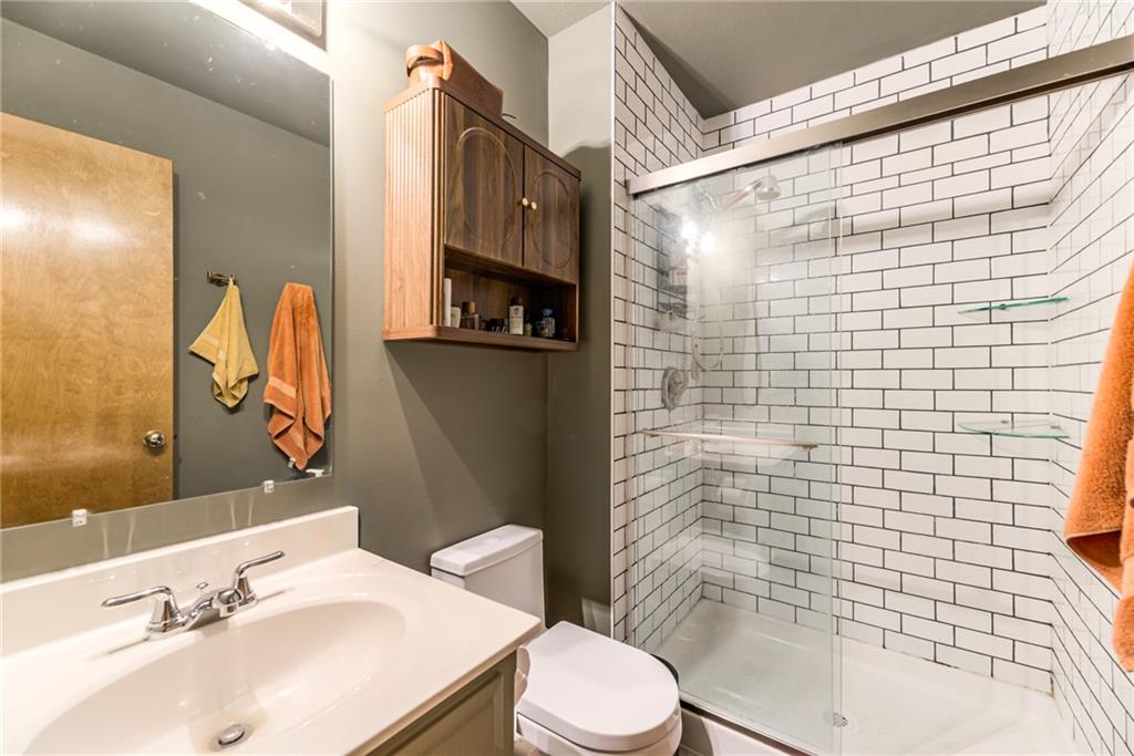 8911 Ne 74th Street Property Photo 18