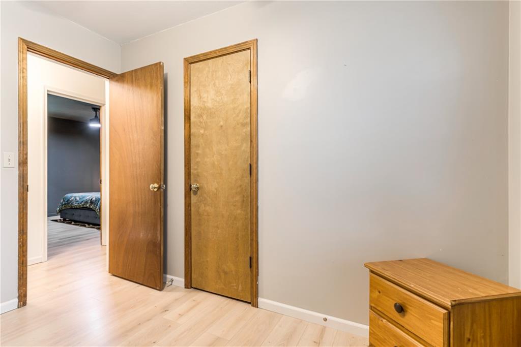 8911 Ne 74th Street Property Photo 24
