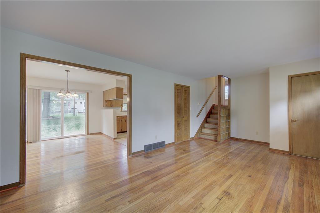 1532 Ne 51st Terrace Property Photo 3
