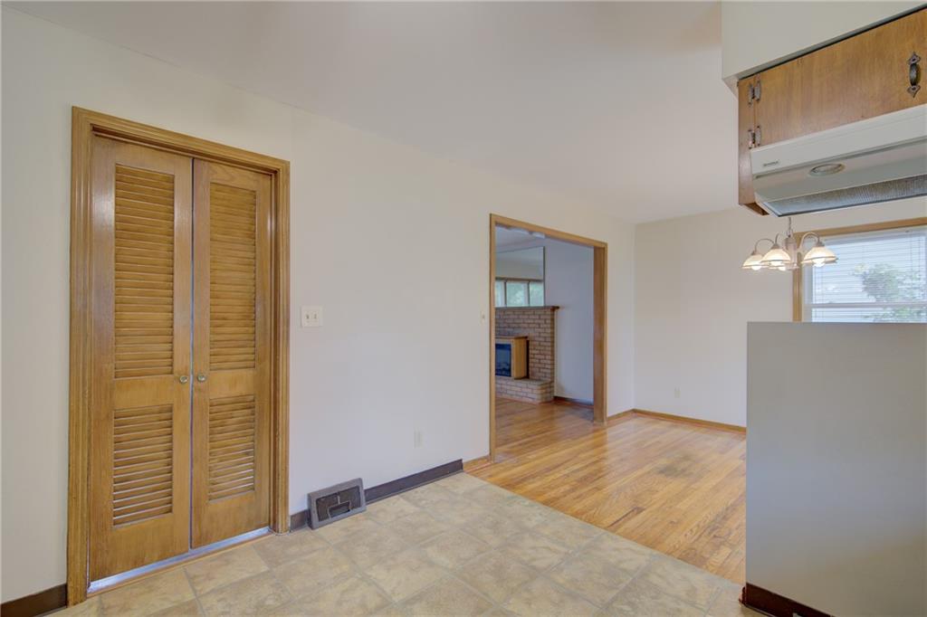 1532 Ne 51st Terrace Property Photo 8