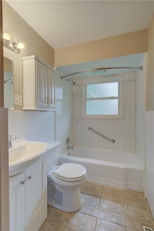1532 Ne 51st Terrace Property Photo 16