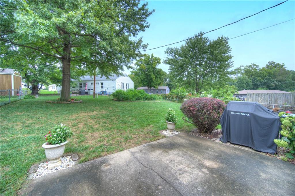 1532 Ne 51st Terrace Property Photo 24