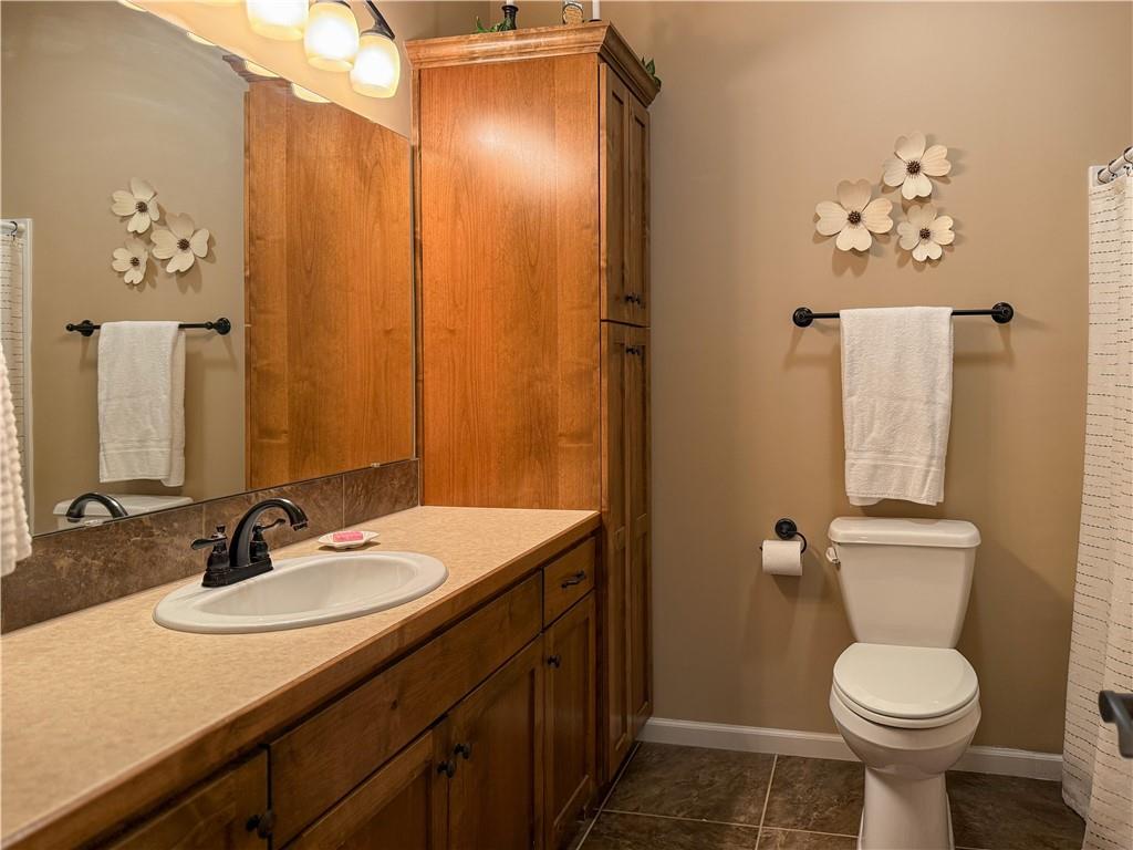 716 Coving Court Property Photo 14