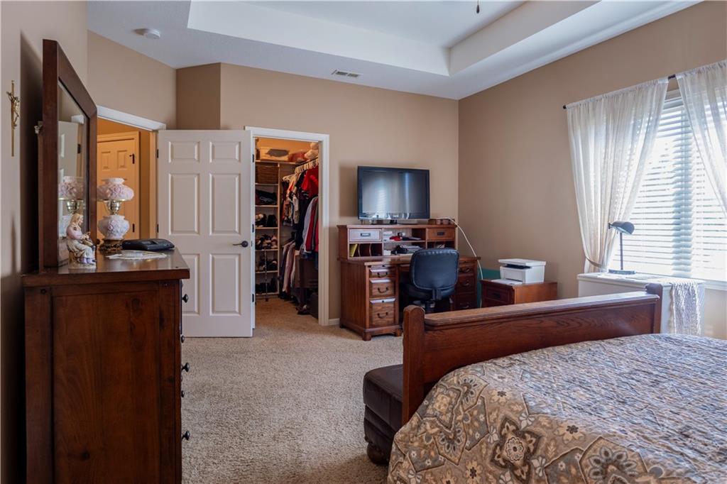 716 Coving Court Property Photo 17