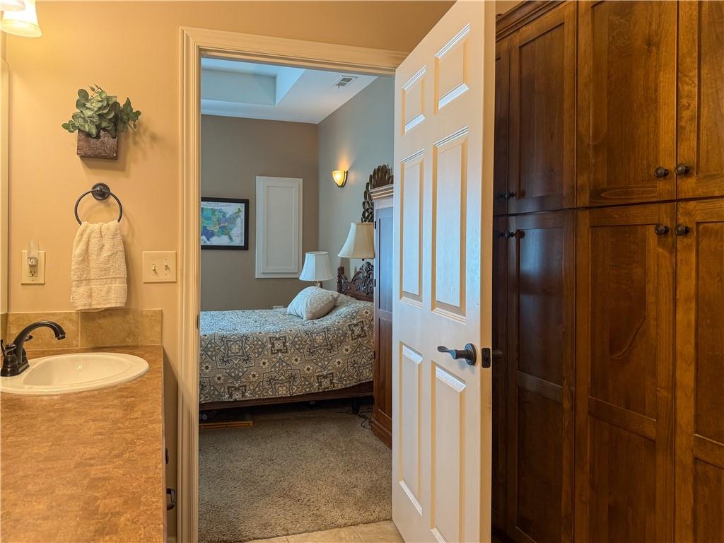 716 Coving Court Property Photo 19