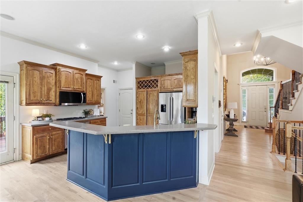 16220 Birch Street Property Photo 10