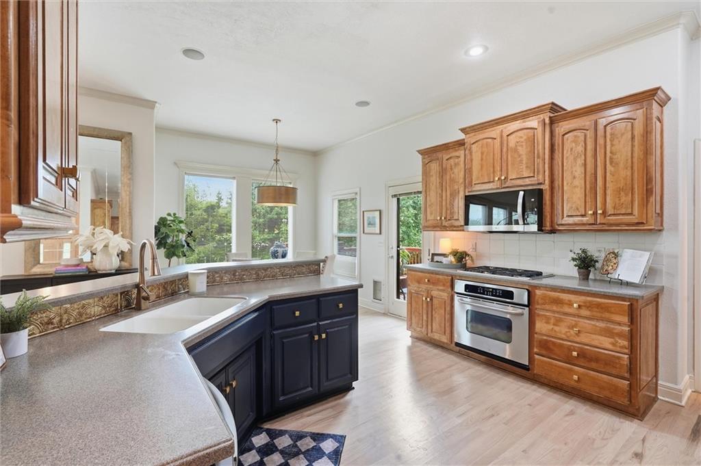16220 Birch Street Property Photo 13