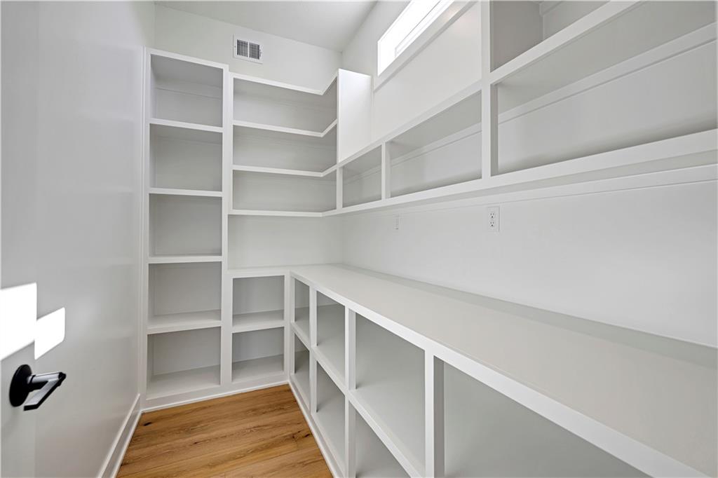 13037 W 174th Place Property Photo 15