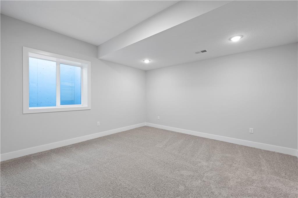 13037 W 174th Place Property Photo 32