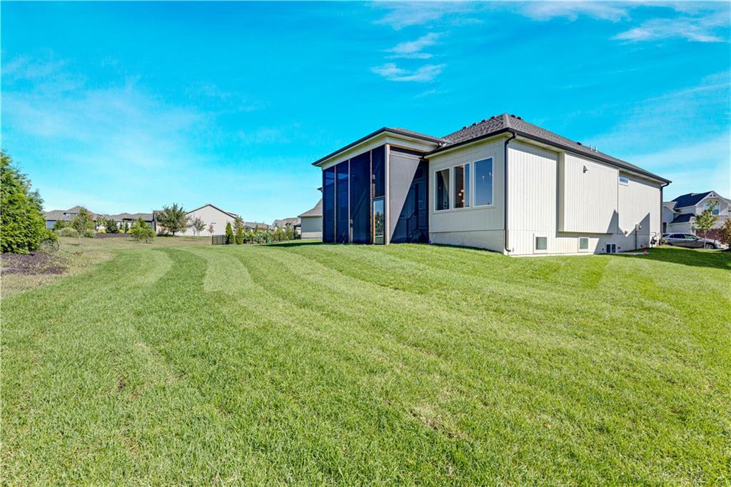 13037 W 174th Place Property Photo 35