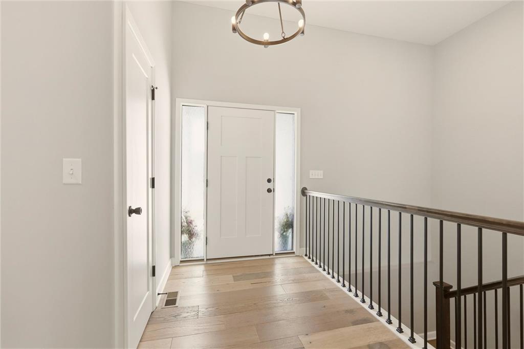 2209 Greenfield Court Property Photo 5
